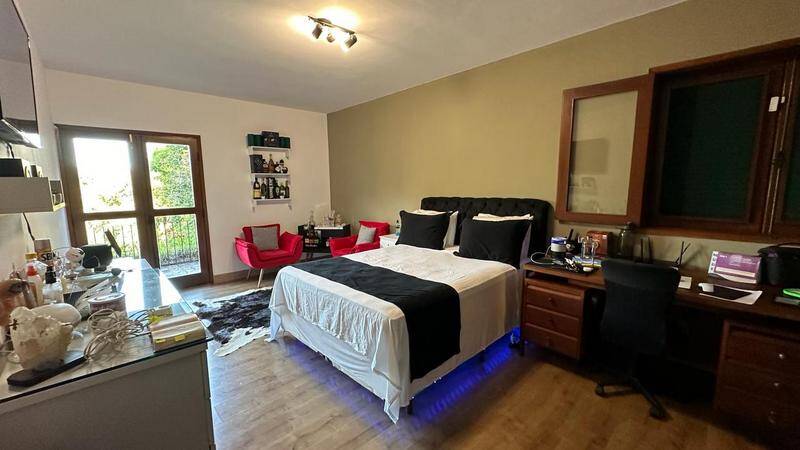 Casa, 4 quartos, 700 m² - Foto 55